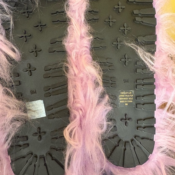 Lavender Faux Fur Platform Slippers/Shoes - Picture 4 of 6